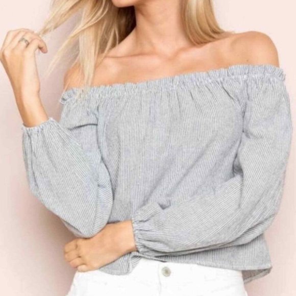 Brandy Melville Tops - Brandy Melville Striped  Crop-top NWOT